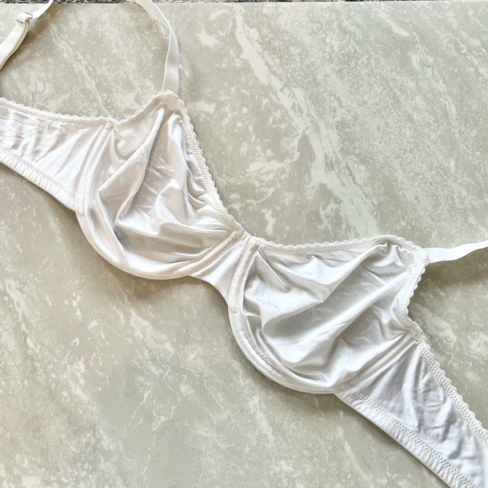 Hanro Satin Deluxe Sheer Bra- Size US 36B